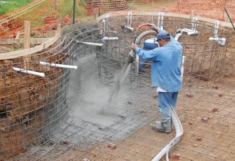 Commercial pool construction